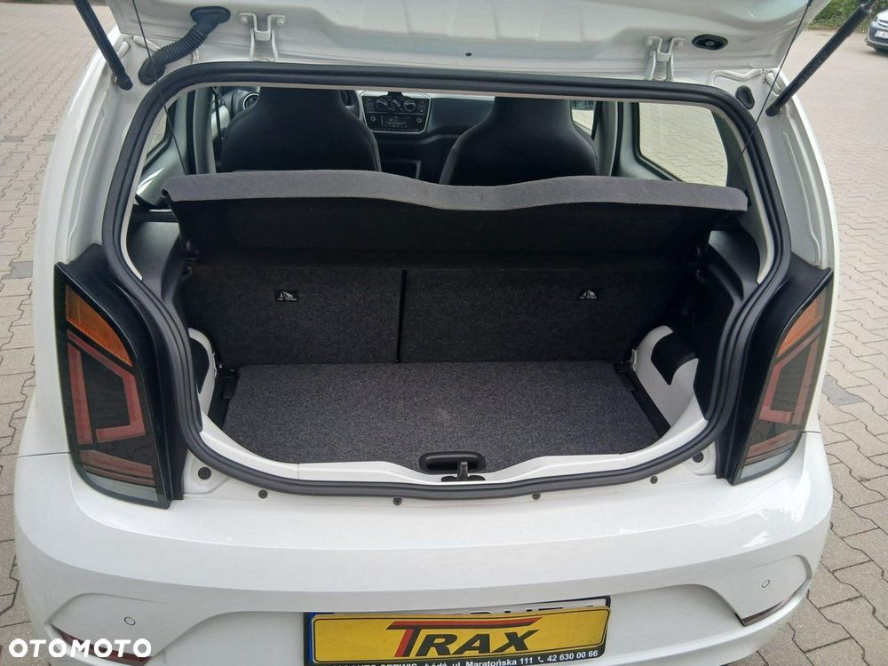 Volkswagen up! 1.0 move - 19
