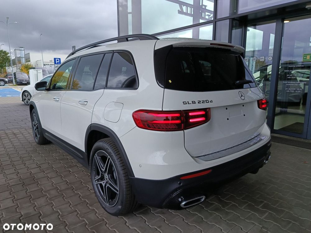 Mercedes-Benz GLB - 6