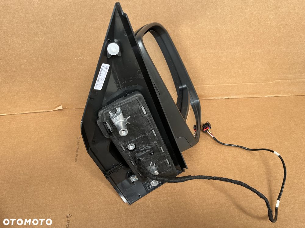 LUSTERKO VW CRAFTER II 7C0 MAN TGE 8PIN PRAWE LUSTERKO 7C0 7C1857388 ES 9B9 - 3