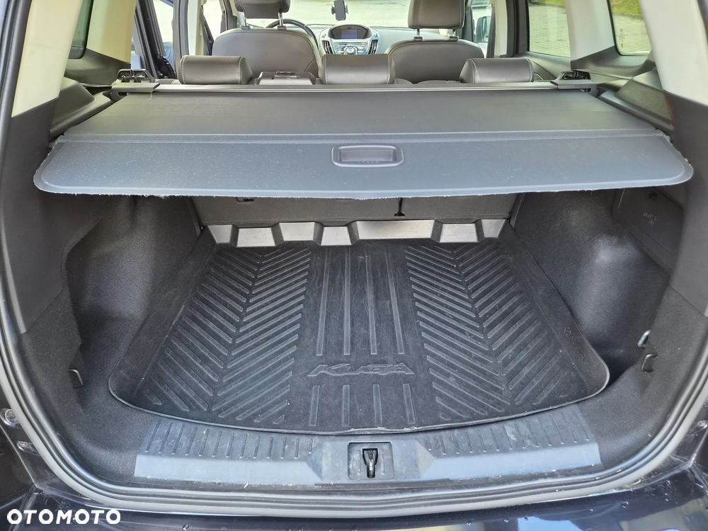 Ford Kuga 1.5 EcoBoost 2x4 Titanium - 20