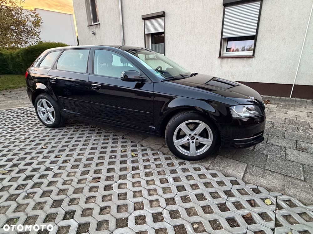 Audi A3 Sportback 2.0 TDI DPF S tronic Ambiente - 13