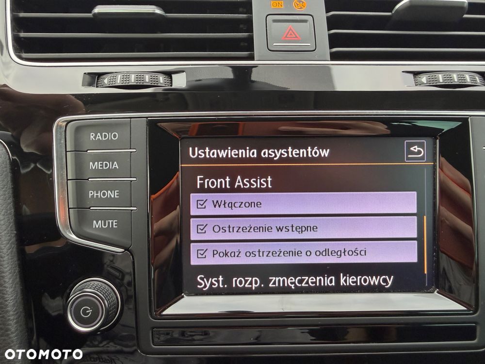 Volkswagen Golf Variant 2.0 TDI BlueMotion Technology DSG Edition - 22