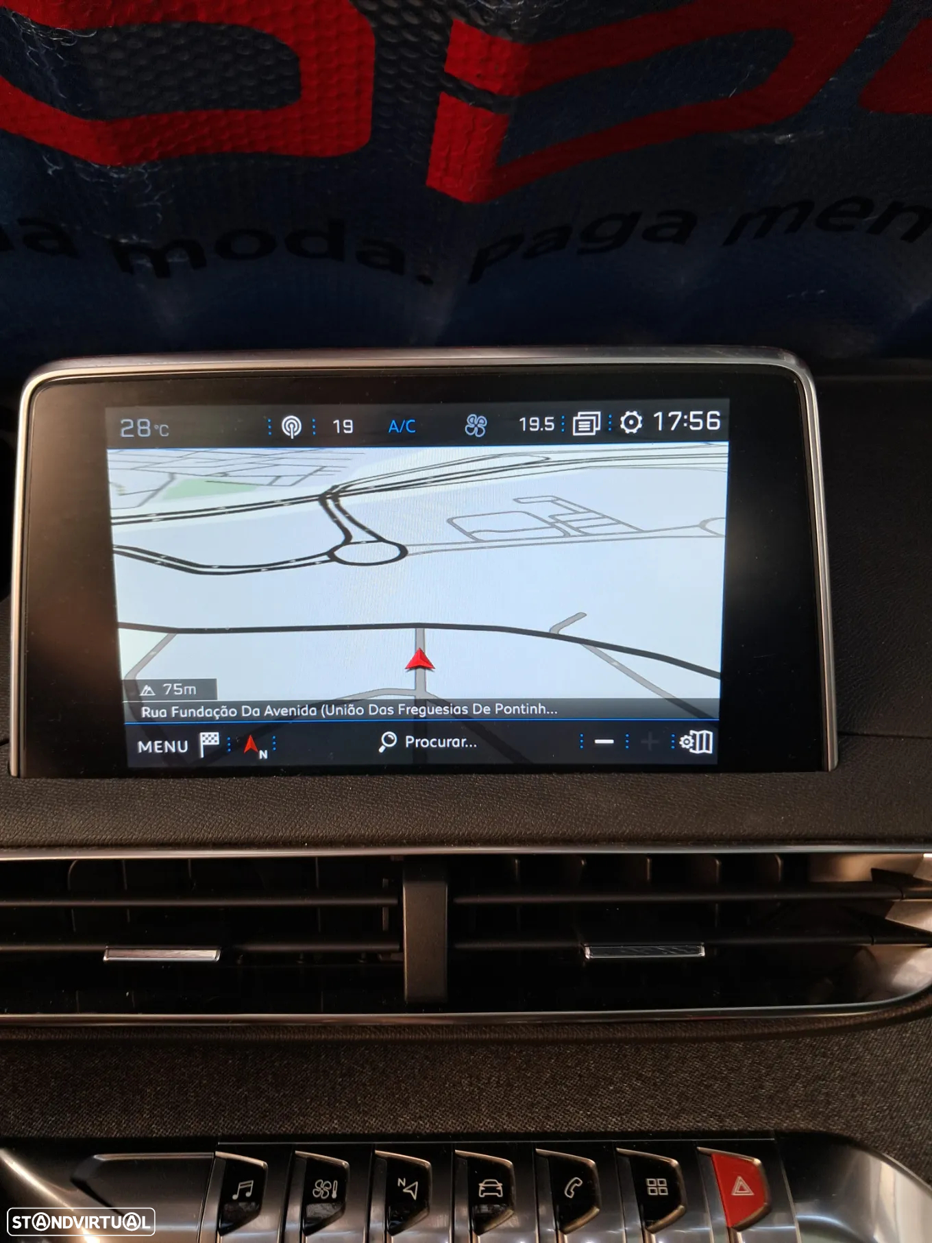 Peugeot 5008 1.2 PureTech Allure EAT8 - 24
