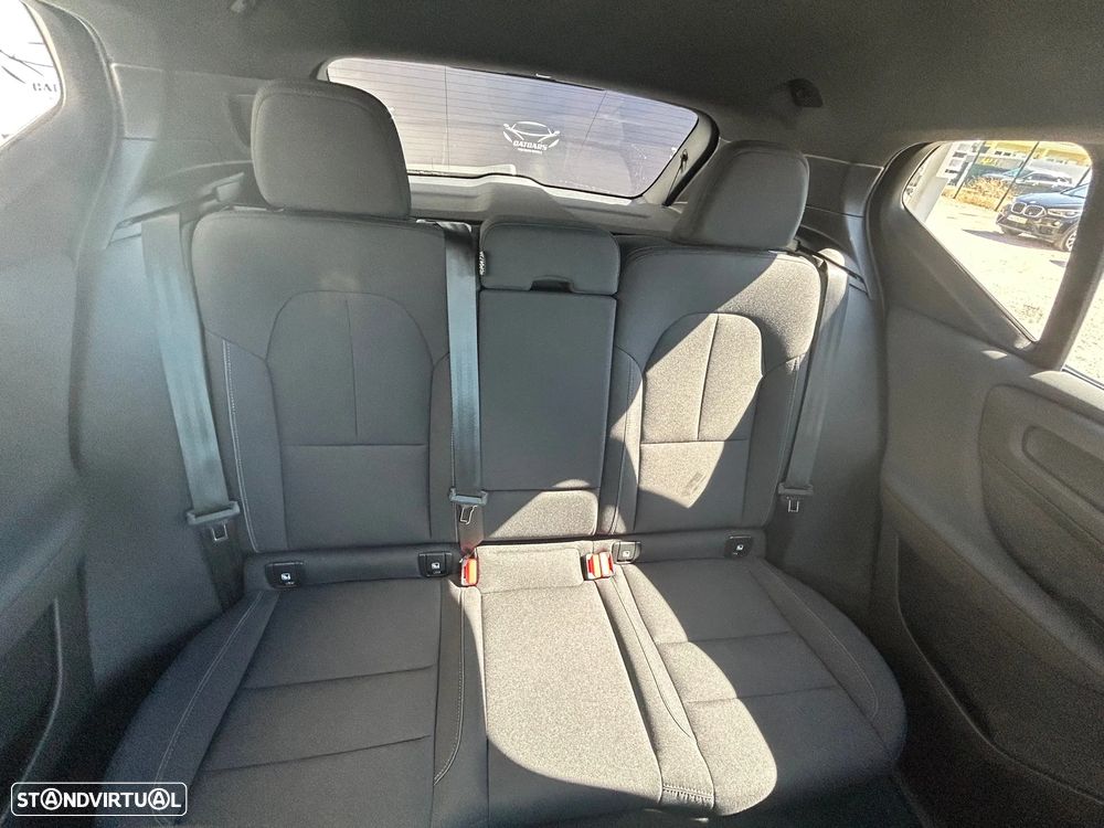 Volvo XC 40 Recharge Core - 15