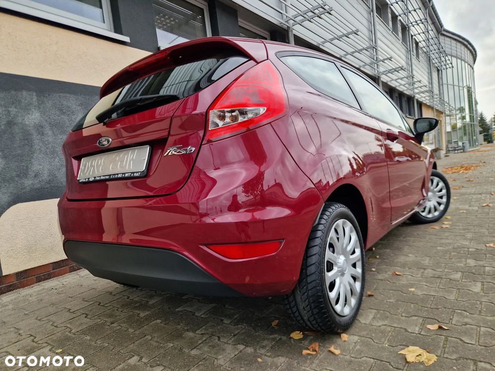 Ford Fiesta 1.4 Champions Edition - 11
