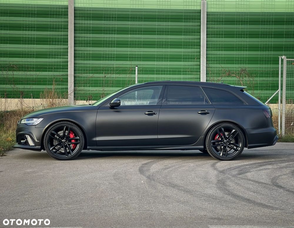 Audi RS6 Avant Standard - 2