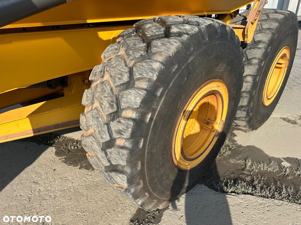 Volvo A25G - 10
