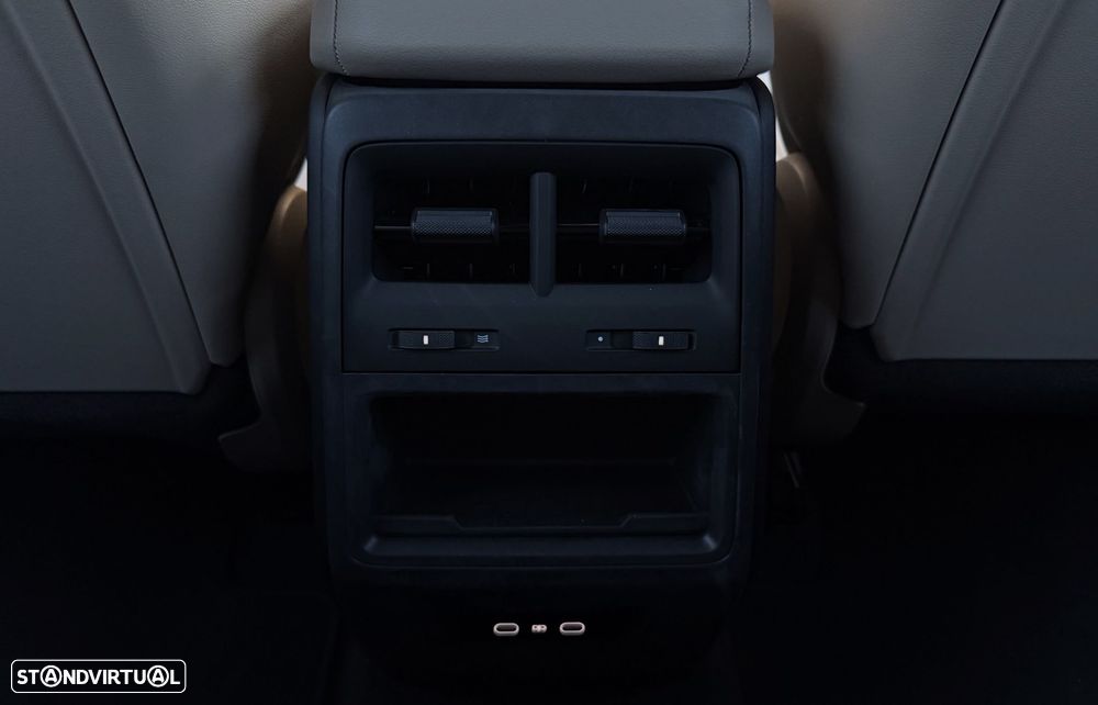 Porsche Macan Electric - 20