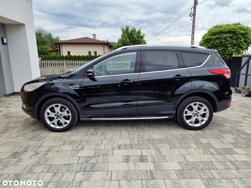 Ford Kuga 1.6 EcoBoost 4WD Titanium - 3