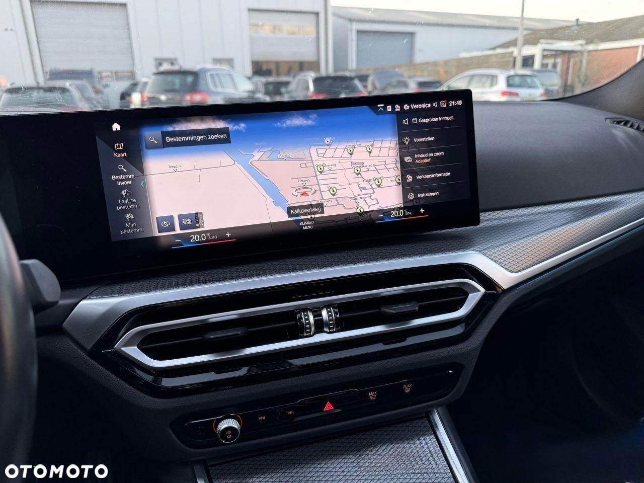 BMW Seria 3 330e PHEV sport - 13