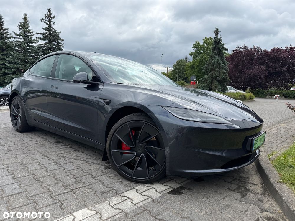 Tesla Model 3 AWD - 9