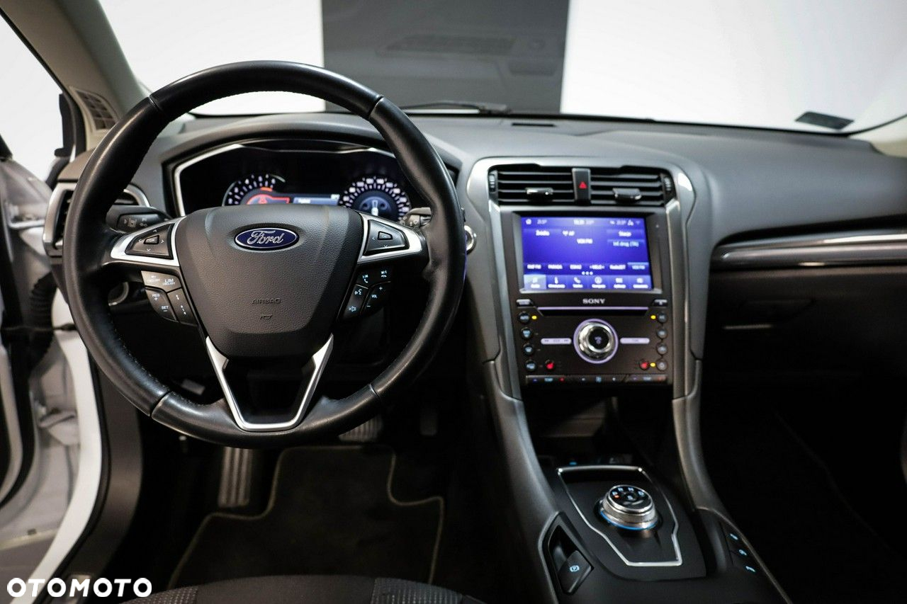 Ford Mondeo - 19