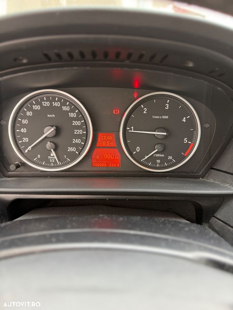 BMW Seria 5 520d - 6