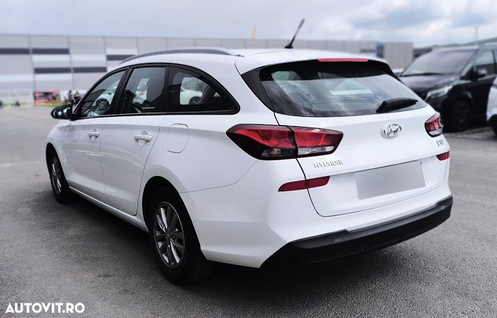 Hyundai i30 1.6 CRDI Select - 4