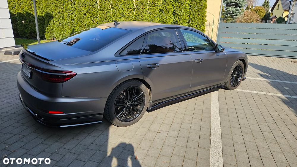 Audi A8 - 17