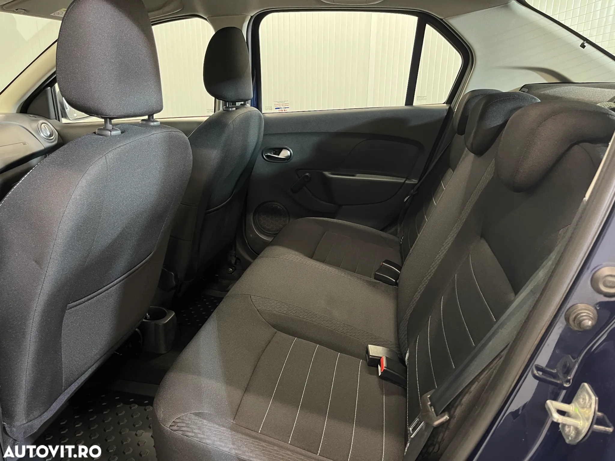 Dacia Logan 1.5 Blue dCi Laureate - 11