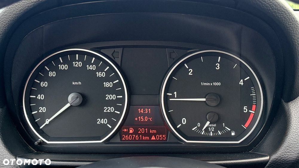 BMW Seria 1 - 15