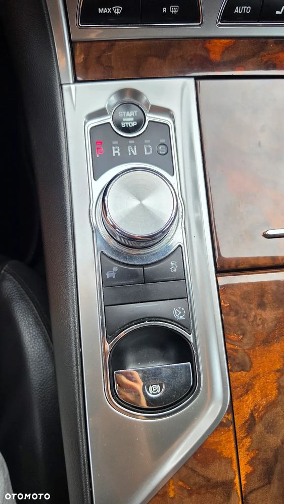Jaguar XF 2.2 D Premium Luxury - 12