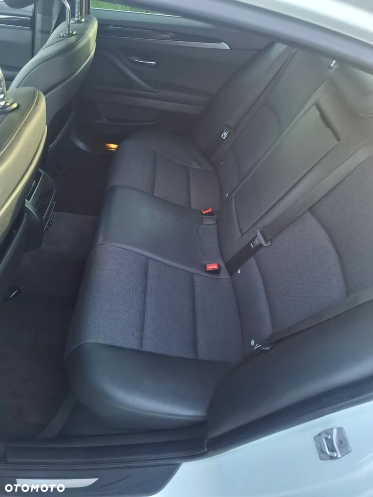 BMW Seria 5 520d - 20