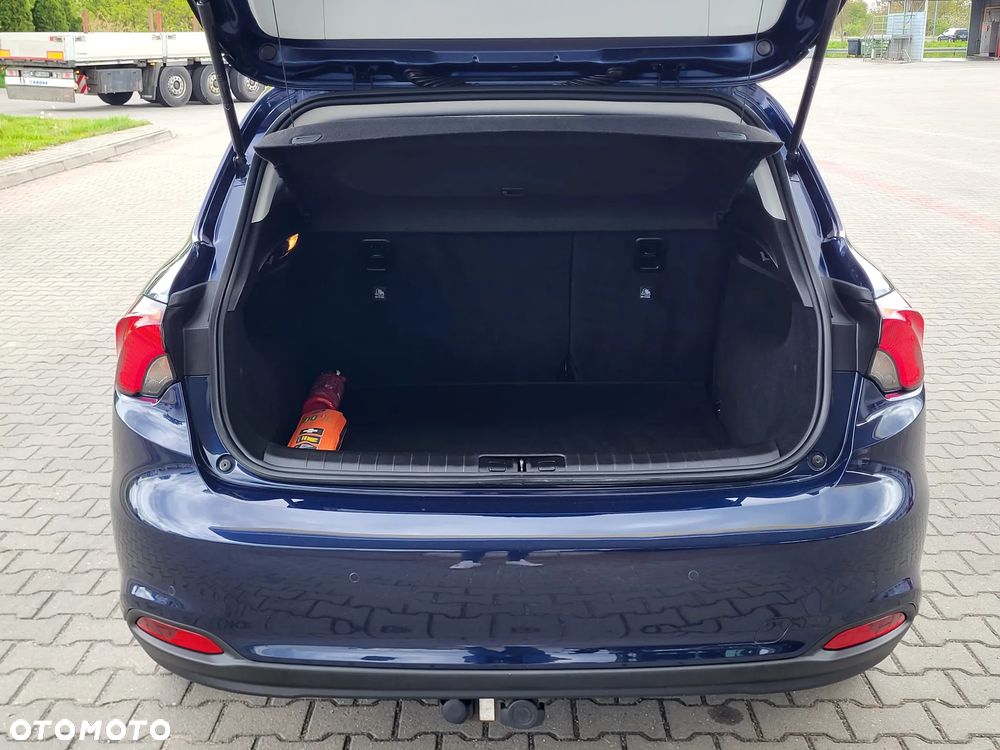 Fiat Tipo 1.4 T-Jet Lounge - 35