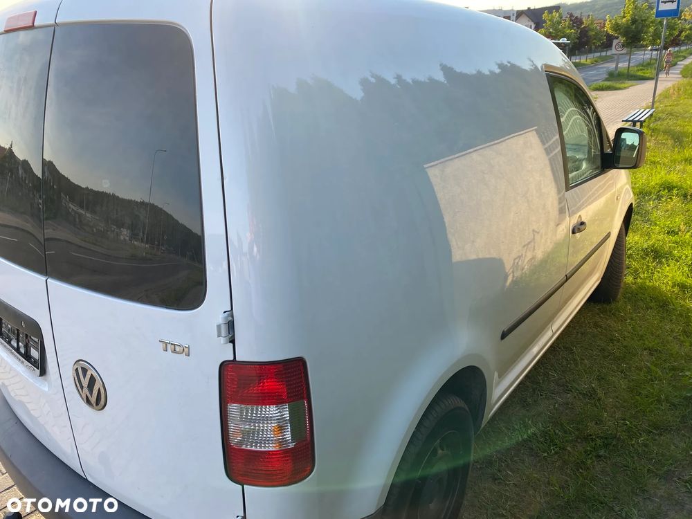 Volkswagen Caddy - 11