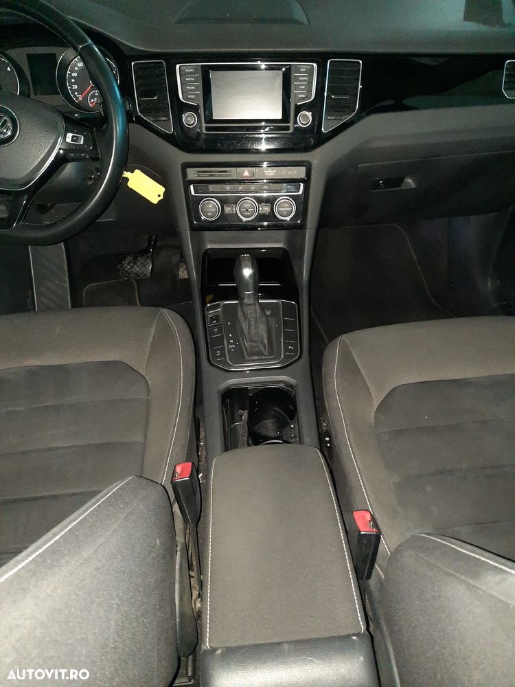 Volkswagen Golf 2.0 TDI BlueMotion Technology DSG Edition - 8