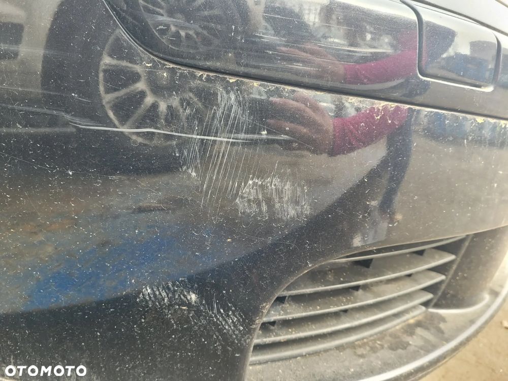 Zderzak Przód Volkswagen Golf V 2005r. LC9Z - 5