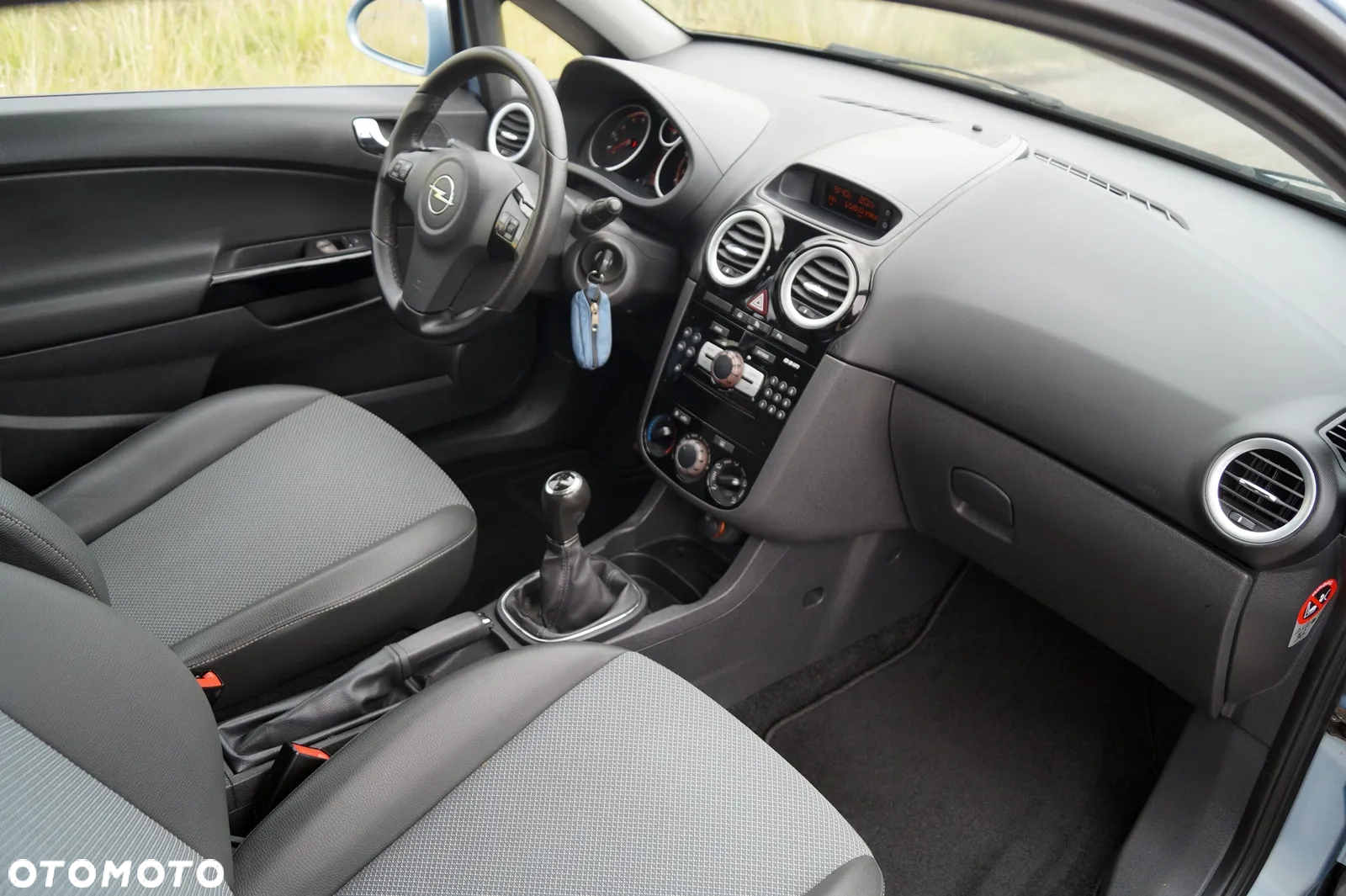 Opel Corsa 1.4 Active - 19