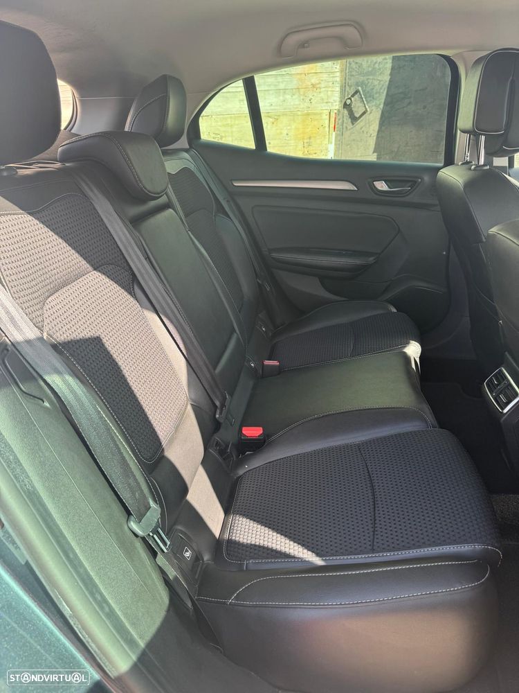 Renault Mégane ENERGY dCi 130 Start & Stop Bose Edition - 16