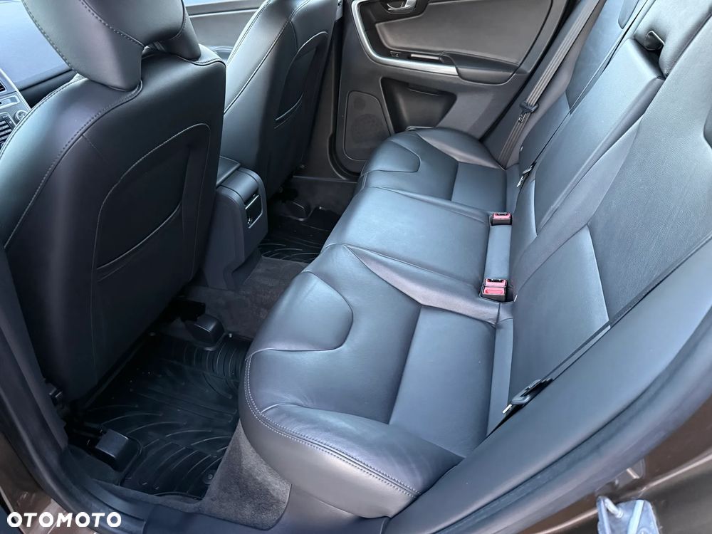 Volvo XC 60 D3 Inscription - 29