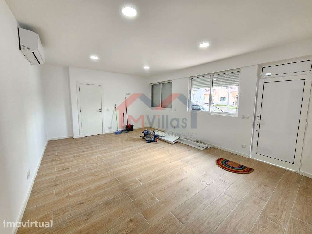 Apartamento T3 renovado com garagem - Loulé - Grande imagem: 2/21