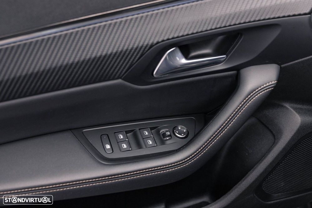 Peugeot 508 SW 1.6 Hybrid Allure e-EAT8 - 45