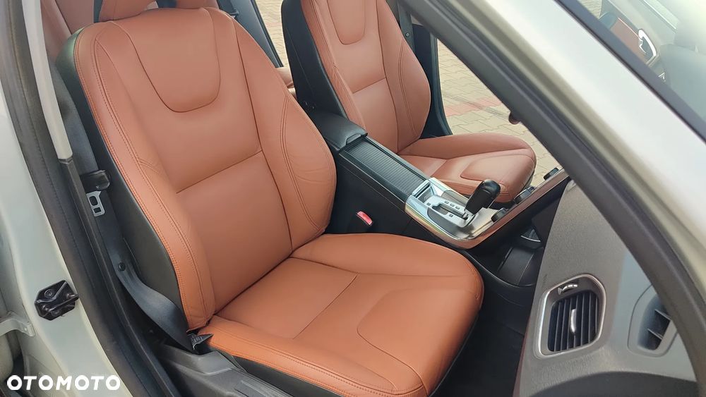 Volvo S60 D3 Geartronic Summum - 24