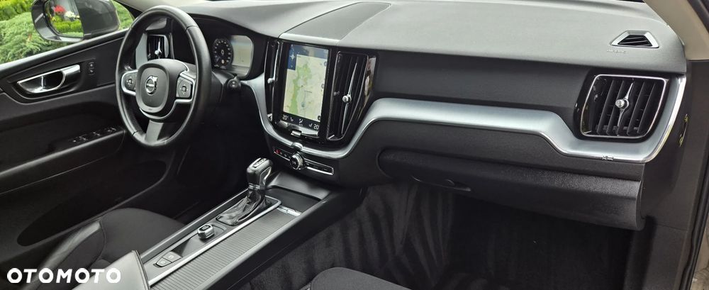 Volvo XC 60 D4 Momentum Pro - 15