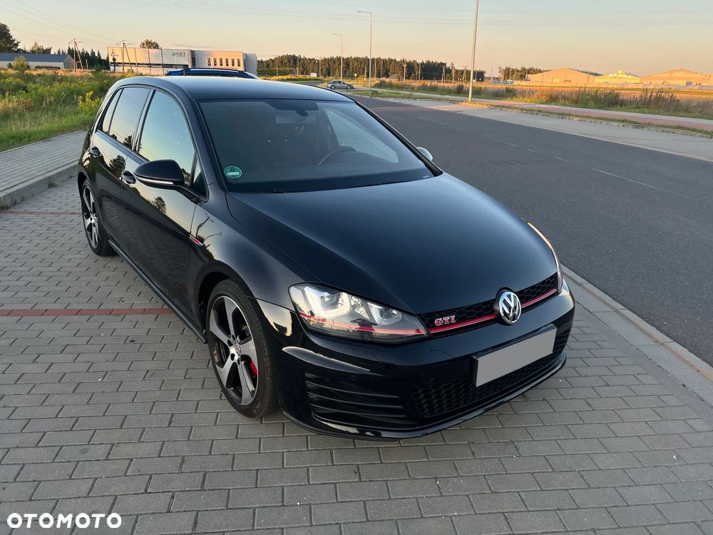 Volkswagen Golf 2.0 TSI BMT GTI Performance - 32