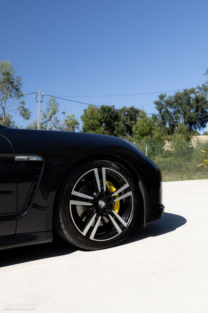 Porsche Panamera Platinum Edition - 43