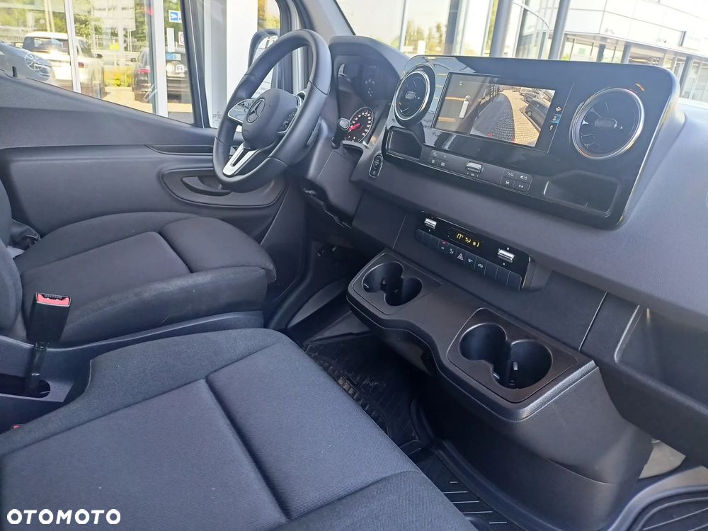 Mercedes-Benz Sprinter 317 Furgon L3H2 - 17