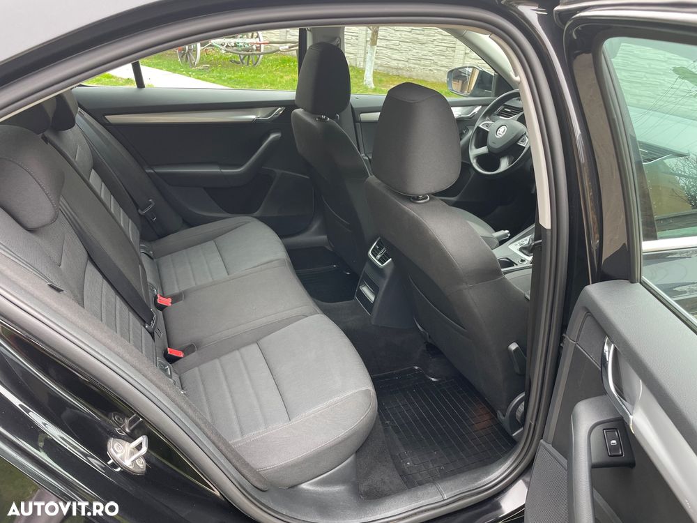 Skoda Octavia - 18