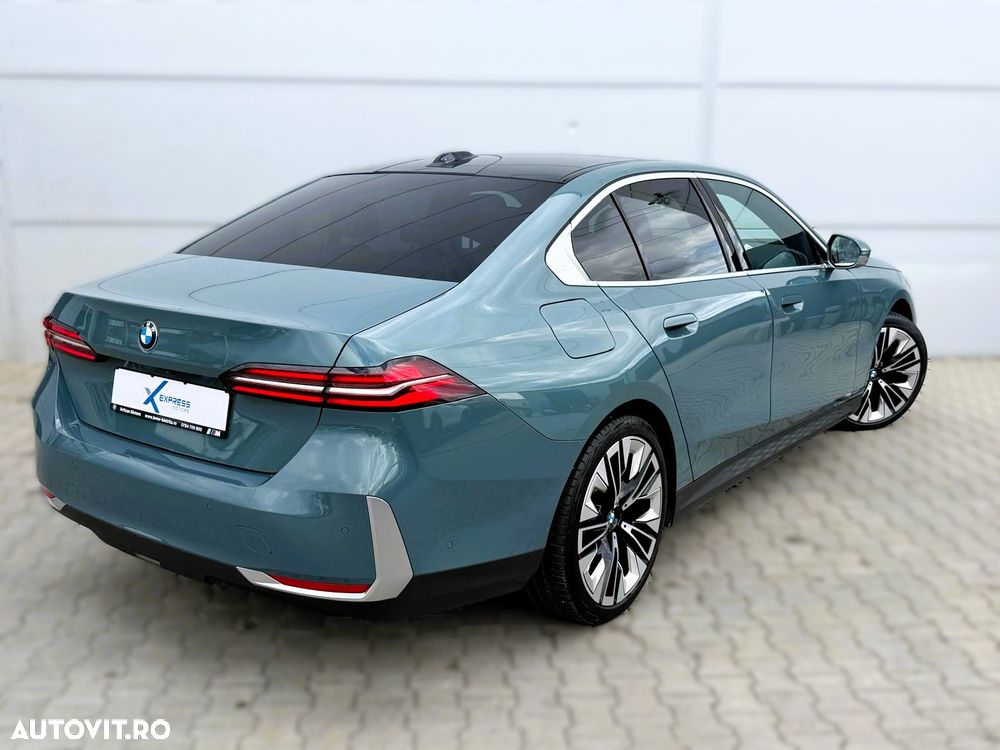 BMW Seria 5 520d xDrive AT MHEV - 3