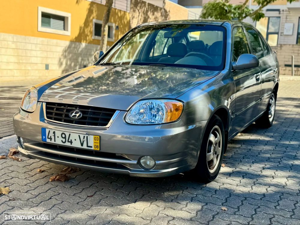 Hyundai Accent 1.5 CRDi Comfort ABS - 1