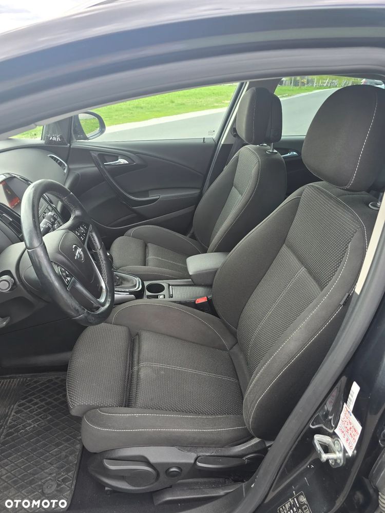 Opel Astra 2.0 CDTI Cosmo S&S - 17