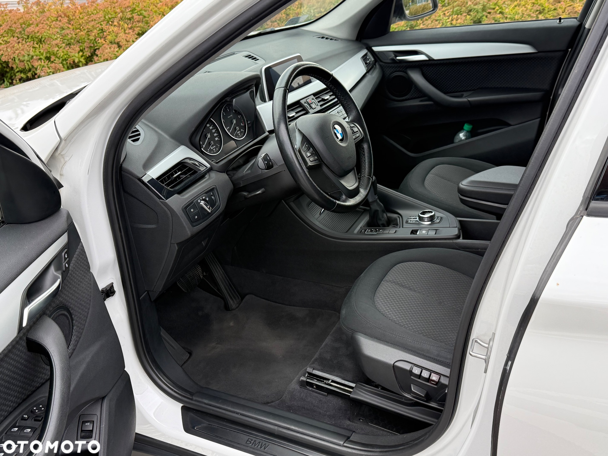 BMW X1 sDrive18d Advantage - 13
