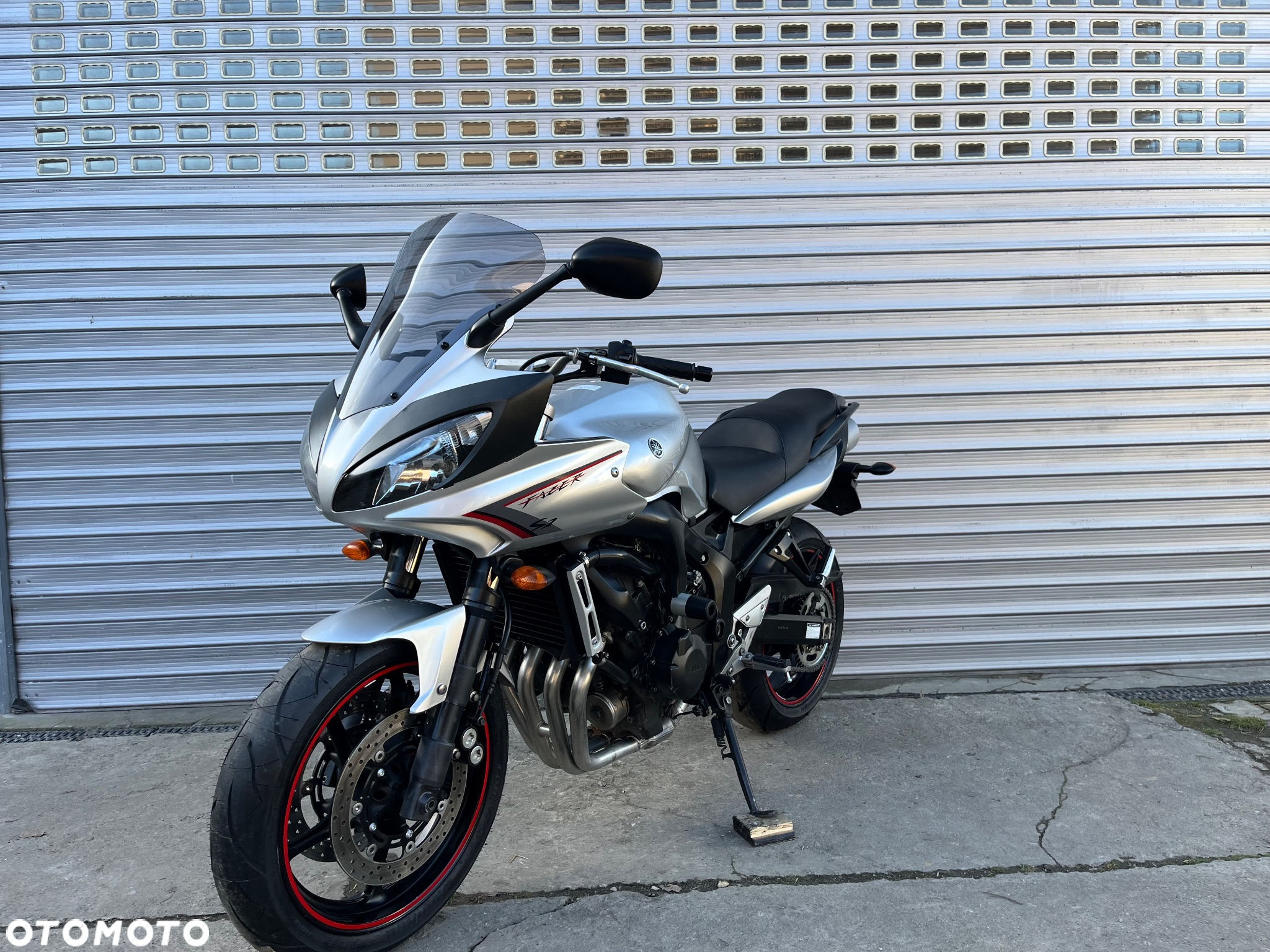 Yamaha FZ6 - 30