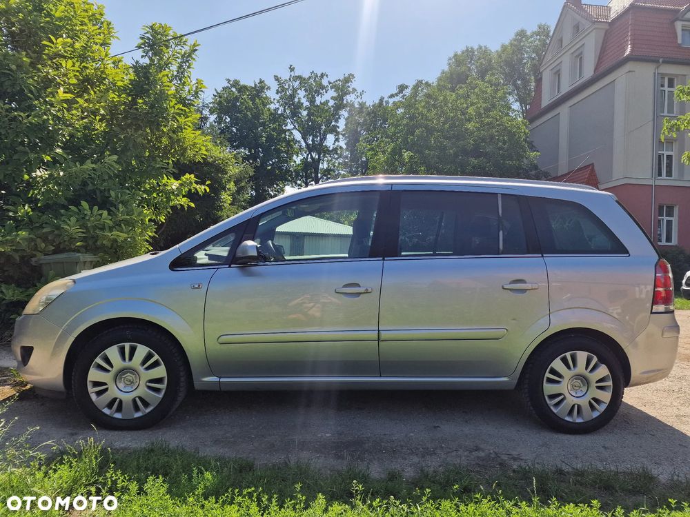 Opel Zafira - 3