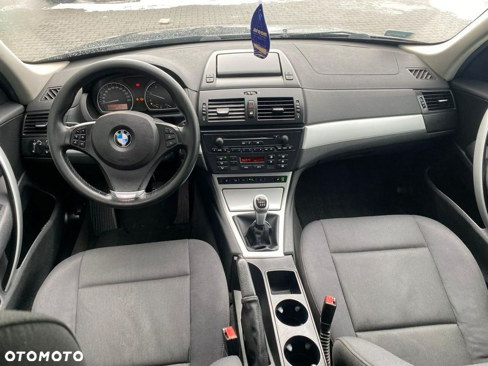 BMW X3 2.0d - 10