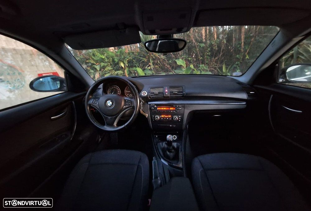 BMW 118 d Line Urban - 12
