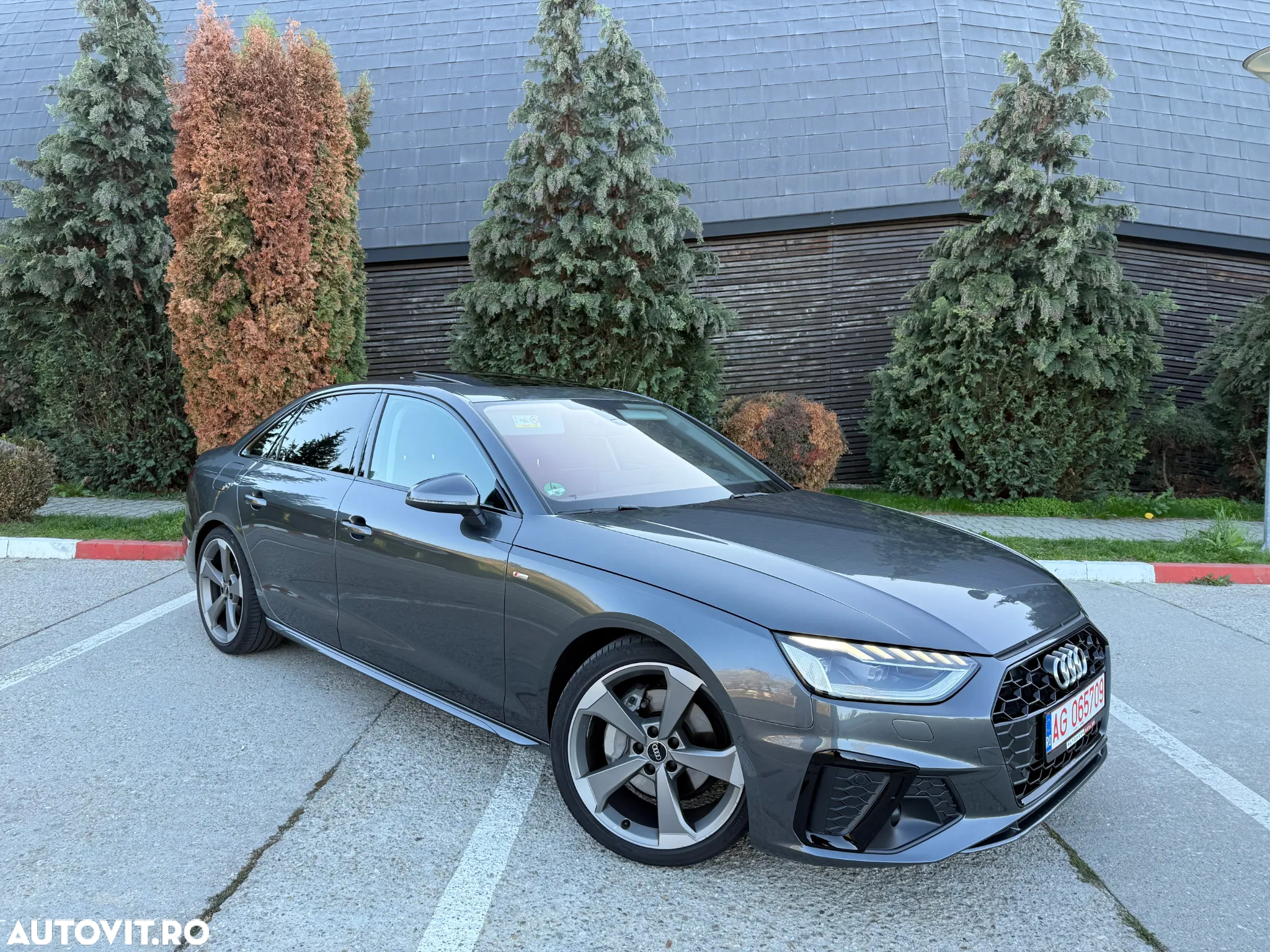 Audi A4 40 TDI S tronic S line - 8