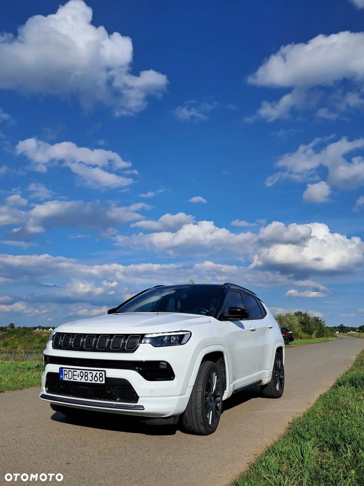 Jeep Compass - 36