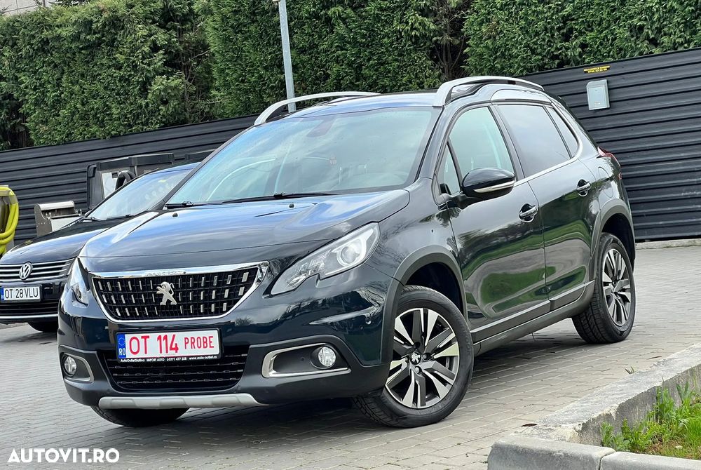 Peugeot 2008 1.2 PureTech Turbo S&S Allure - 3