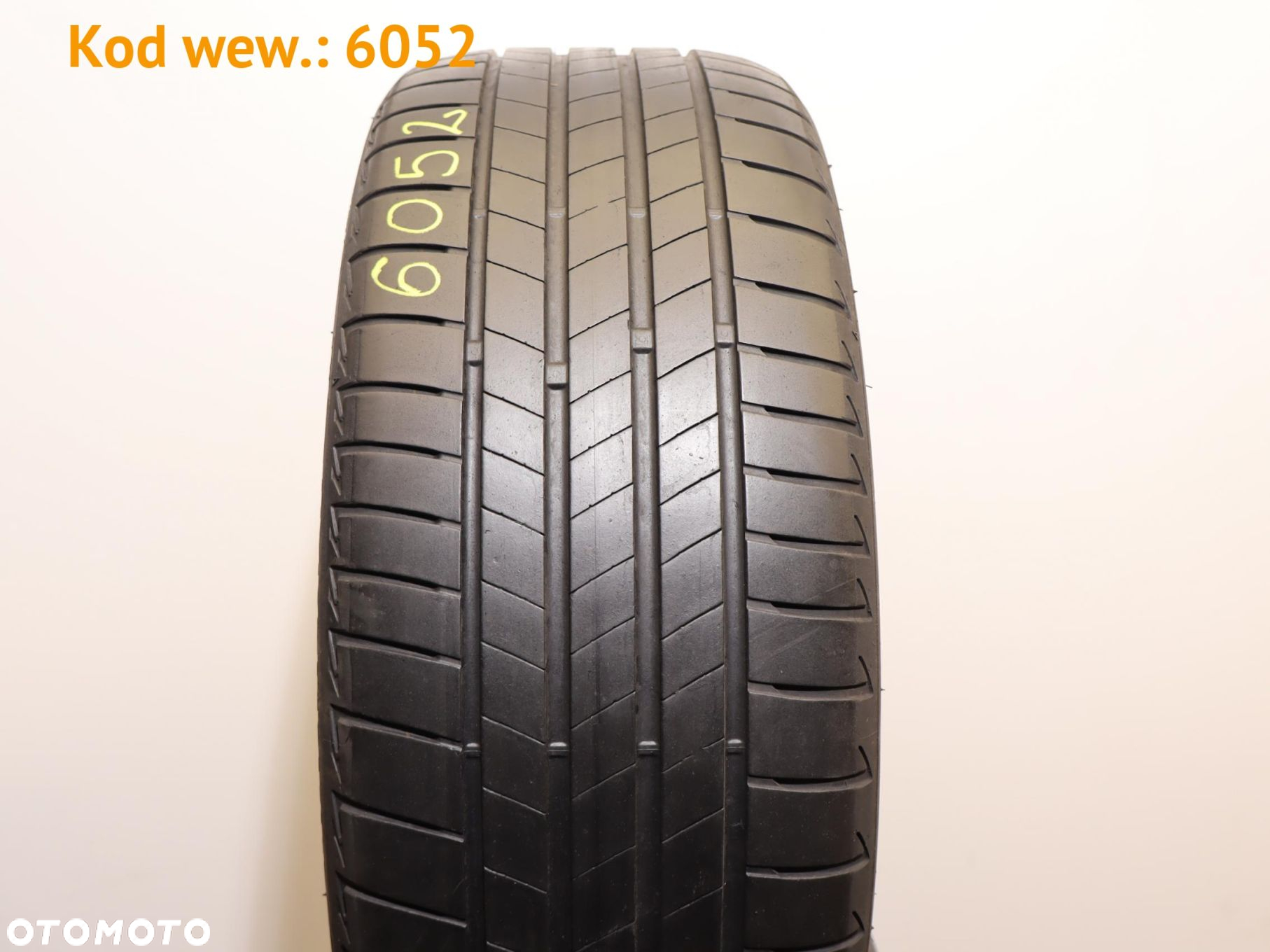 Bridgestone Turanza T005 - 225/45 R18 - 2